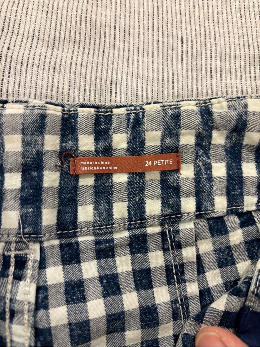 Anthropologie Pilcro The Skipper Gingham Pants - size 24 PETITE - Picture 4 of 6